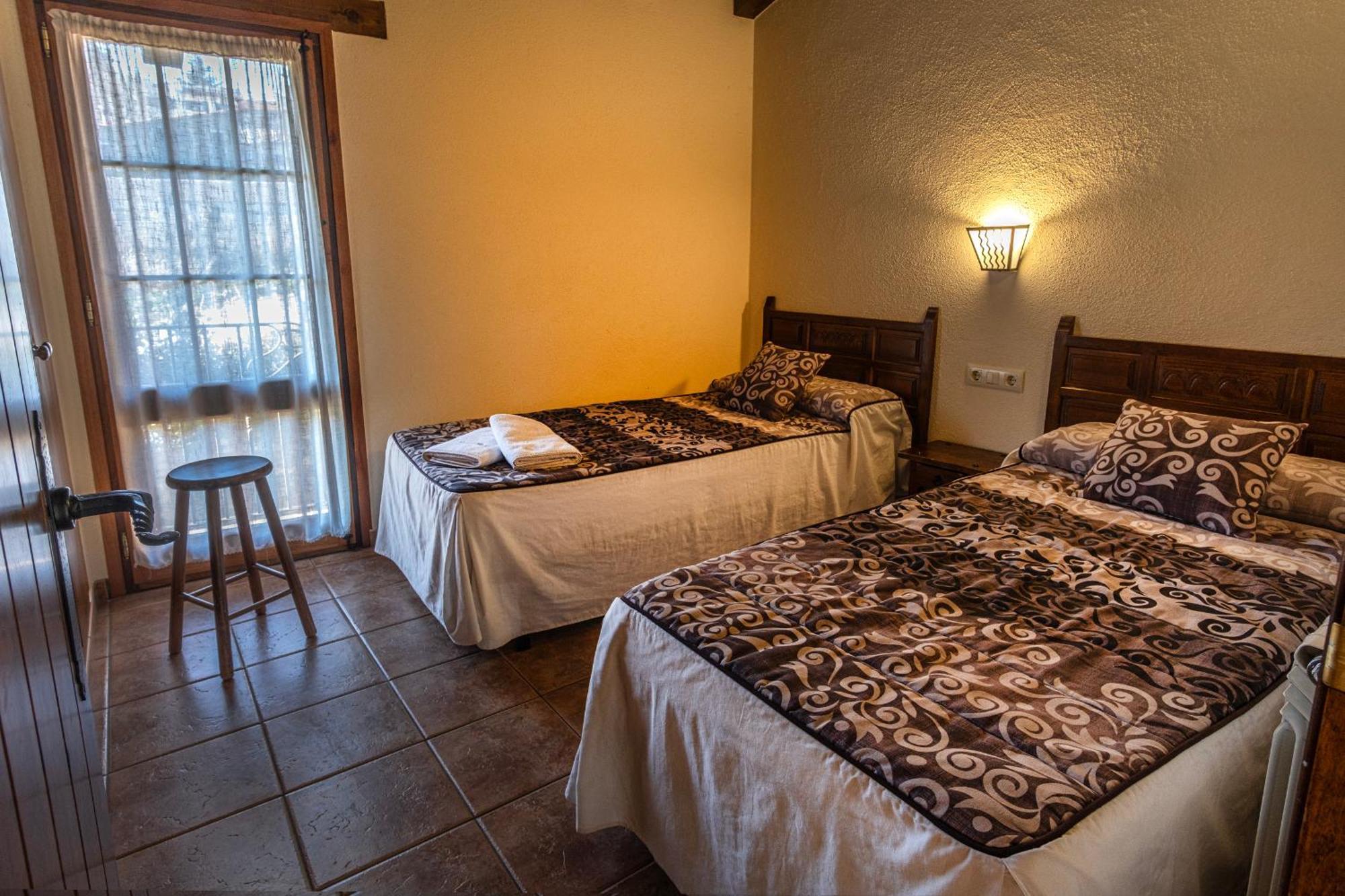 Can Tubau - Casa Rural - Apartaments Campelles Екстериор снимка