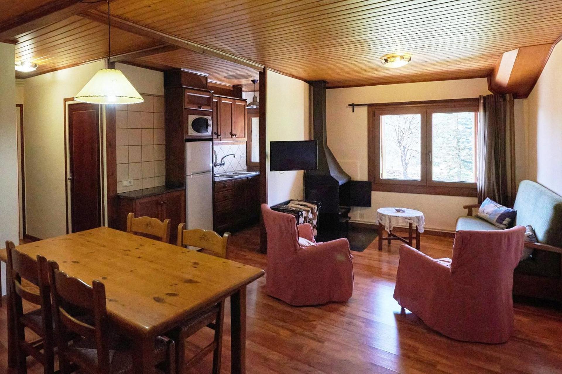 Can Tubau - Casa Rural - Apartaments Campelles Екстериор снимка
