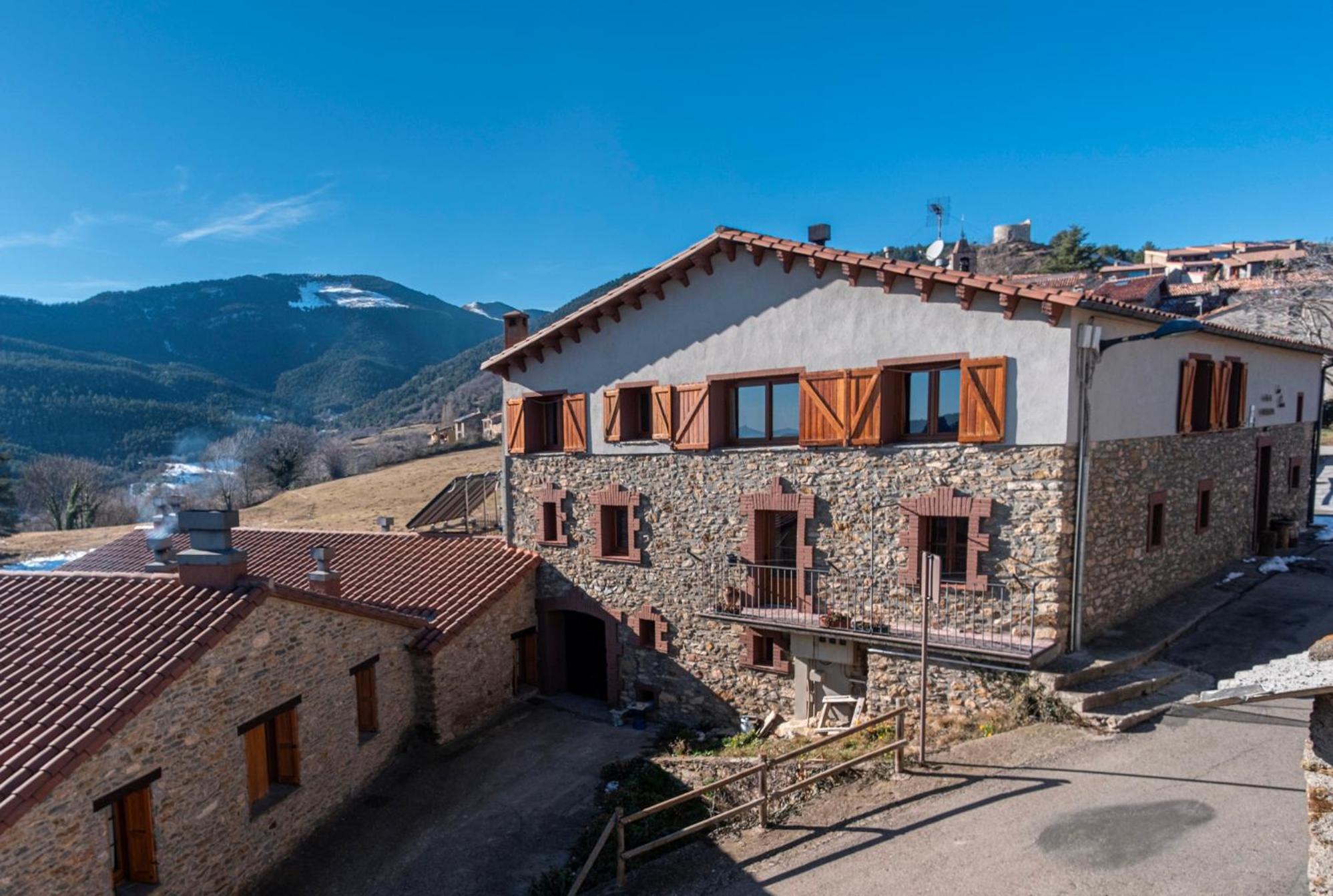 Can Tubau - Casa Rural - Apartaments Campelles Екстериор снимка