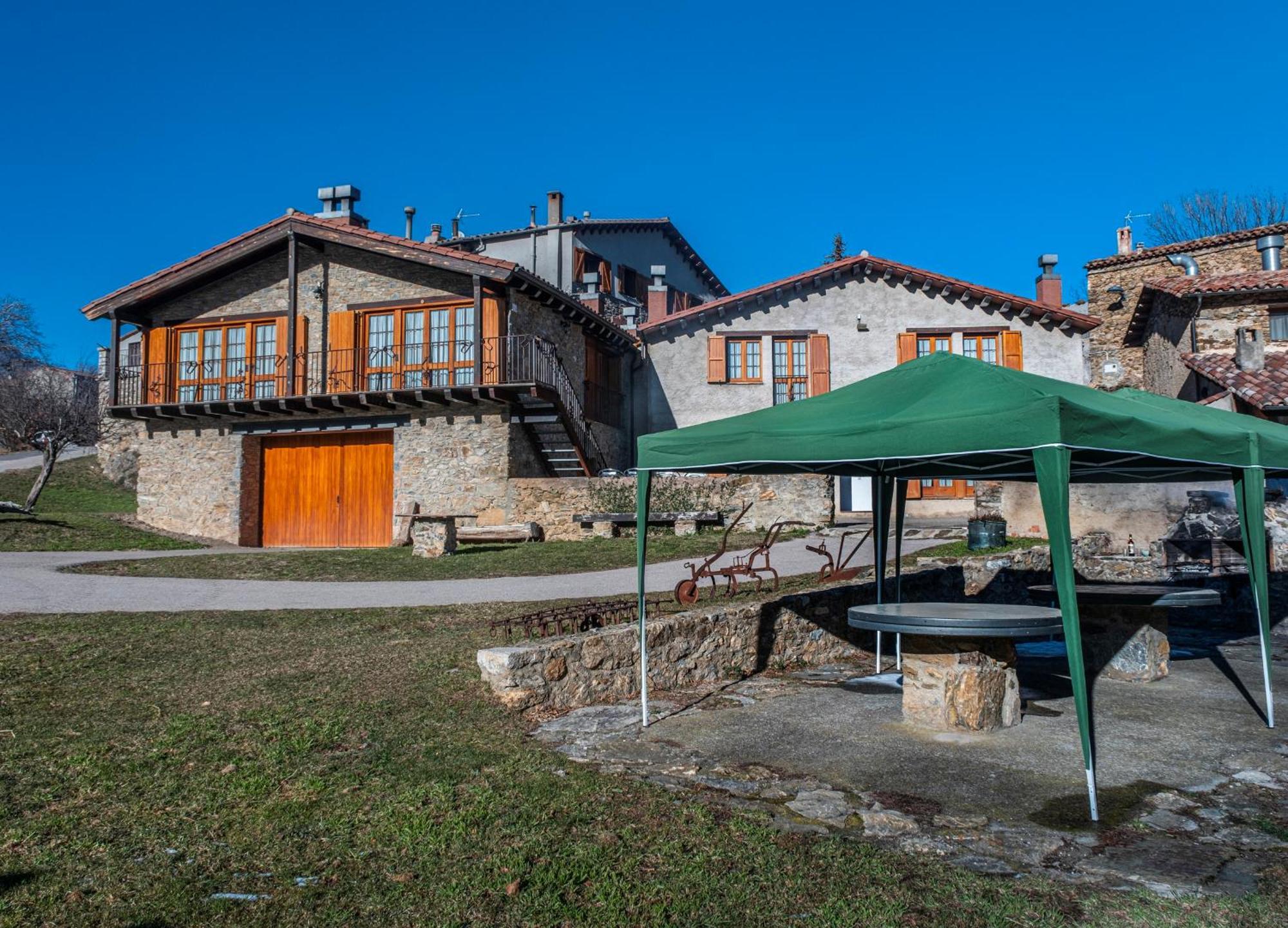 Can Tubau - Casa Rural - Apartaments Campelles Екстериор снимка