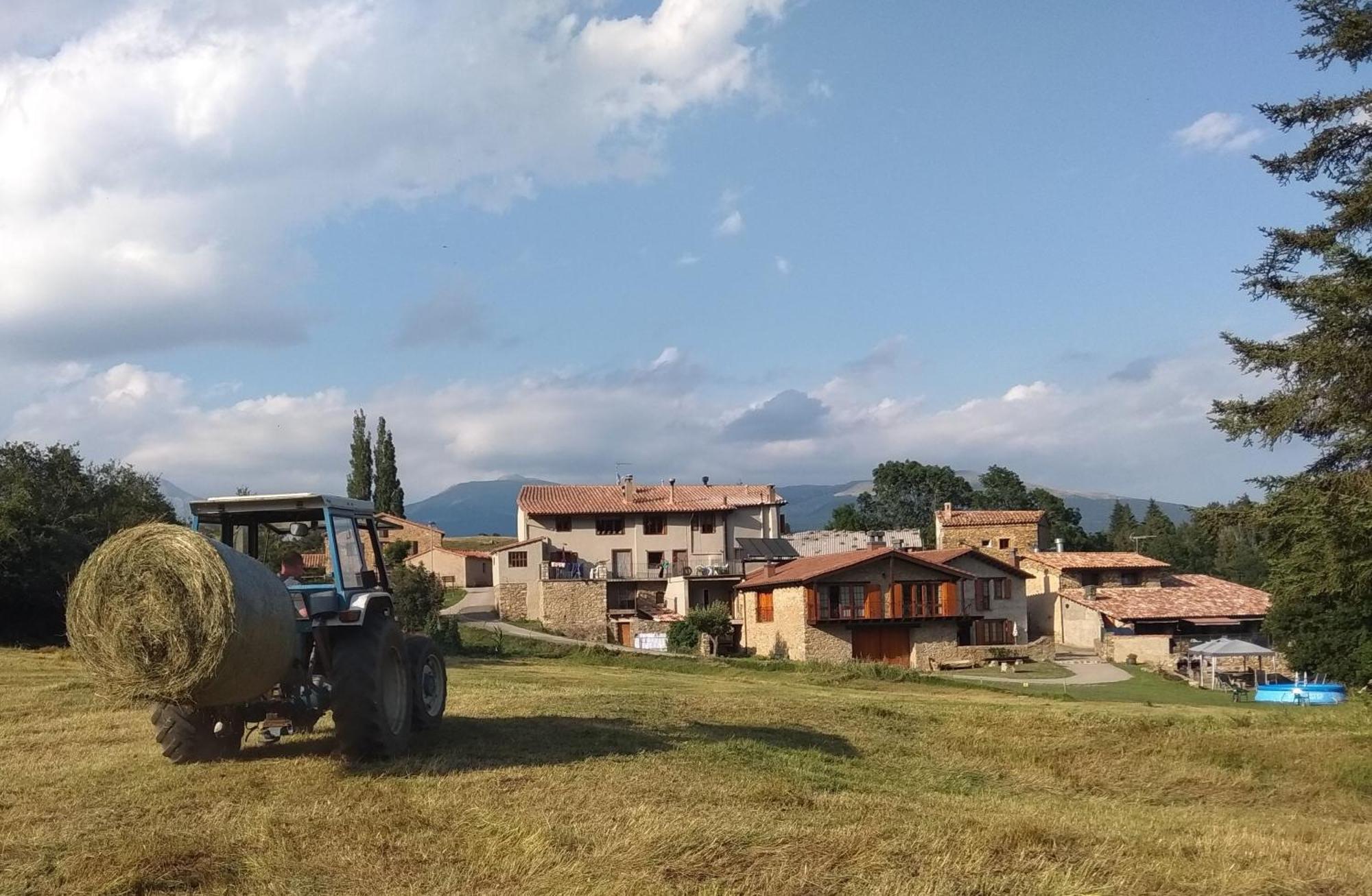 Can Tubau - Casa Rural - Apartaments Campelles Екстериор снимка