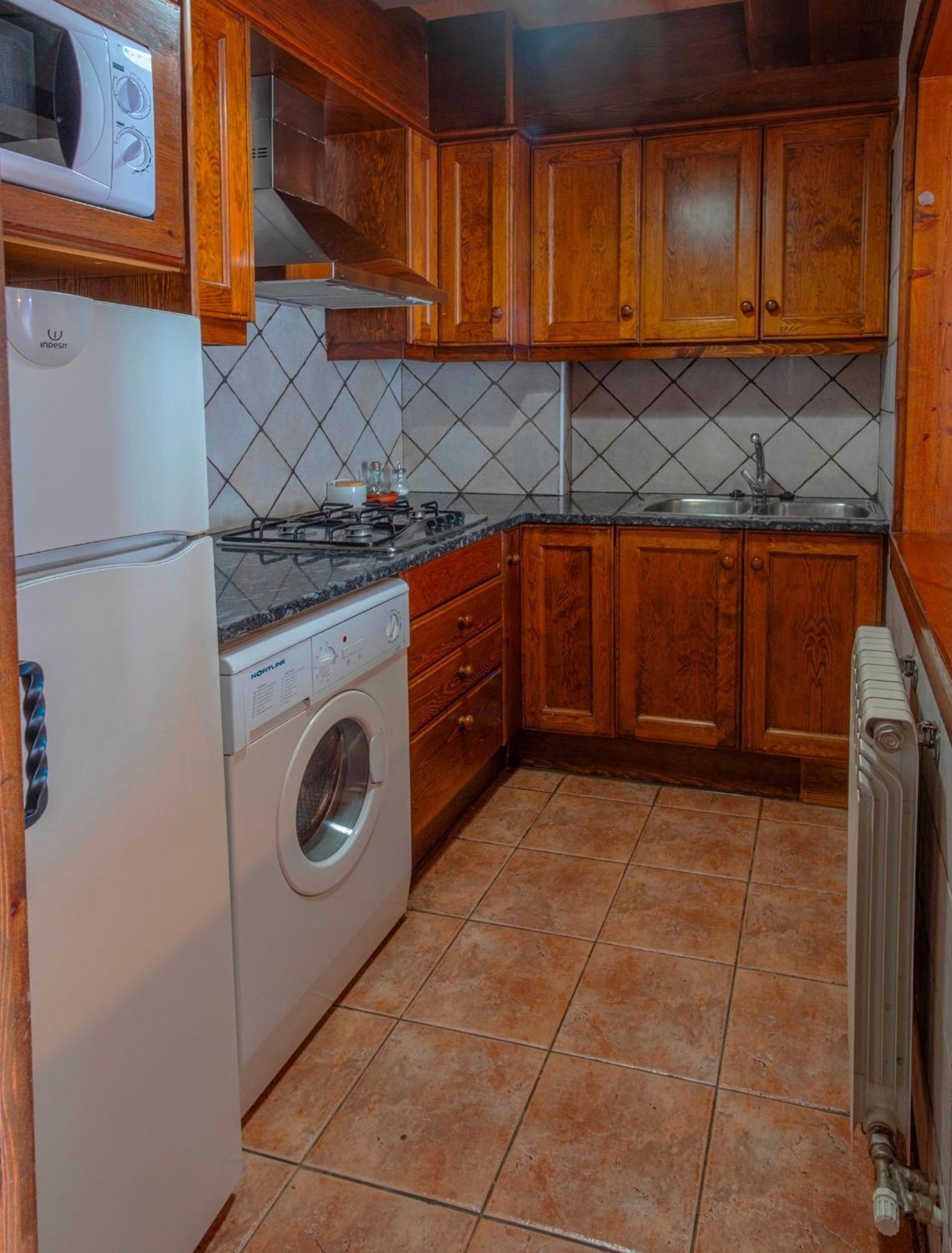 Can Tubau - Casa Rural - Apartaments Campelles Екстериор снимка